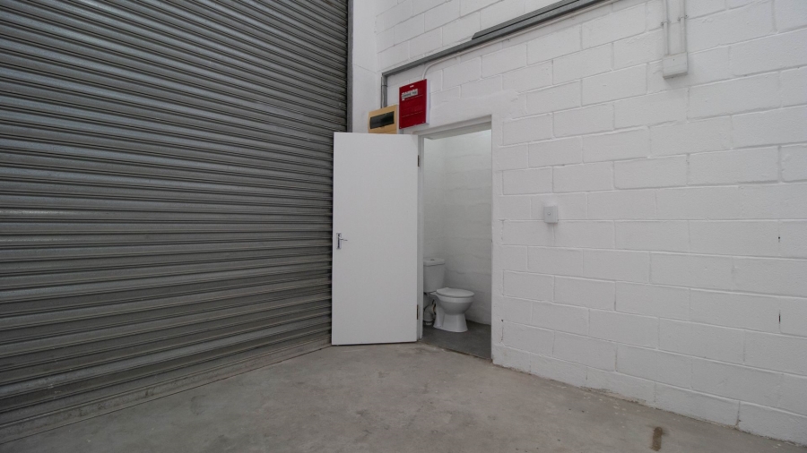 To Let Commercial Property for Rent in Woodstock Western Cape